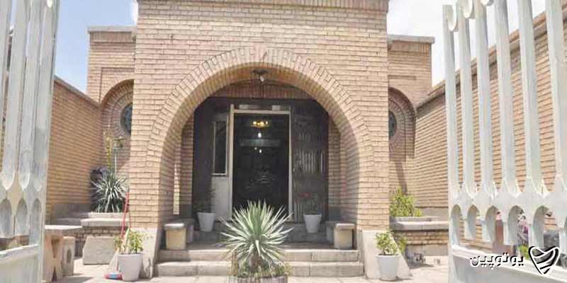 آرامگاه حکیم نزاری