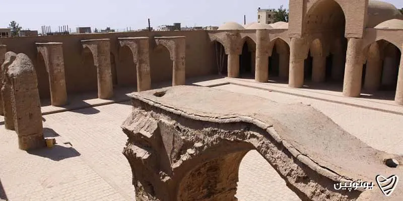 مسجد-تاریخانه-دامغان